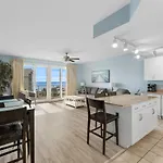 Laketown Wharf #519 By Nautical Properties