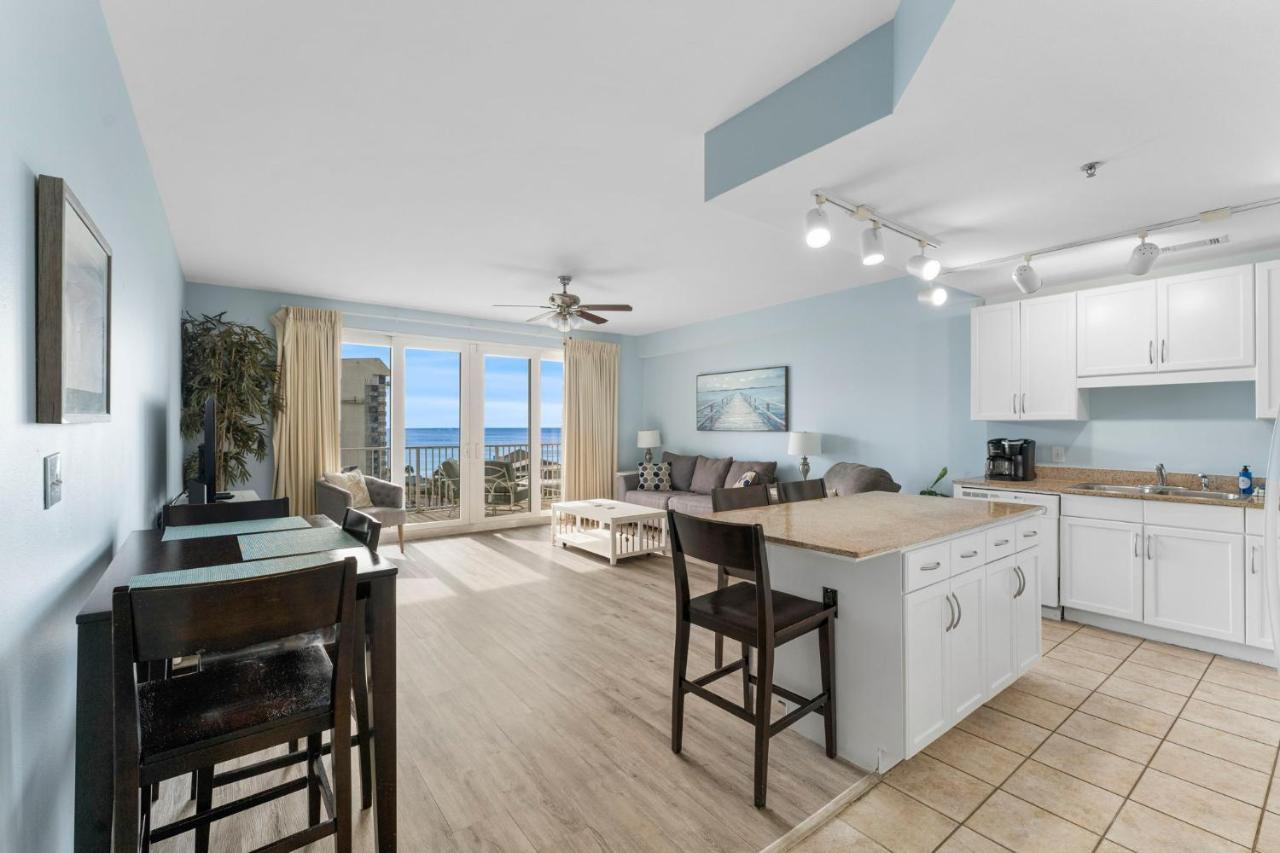Laketown Wharf #519 By Nautical