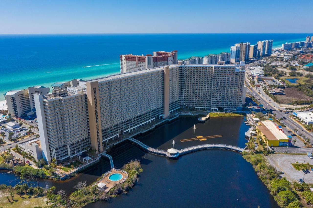 Laketown Wharf #519 By Nautical